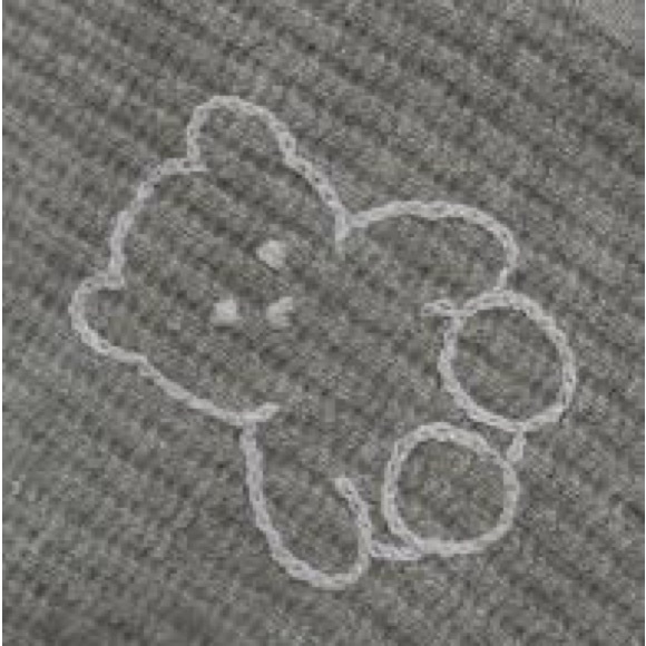 White + Warren Baby Cashmere Blanket Gray Embroidered Bear 100% Cashmere - Picture 3 of 4